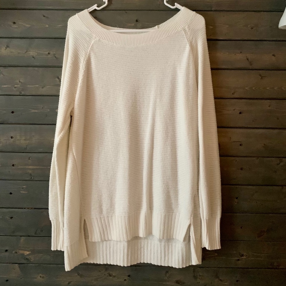 Old navy sweater